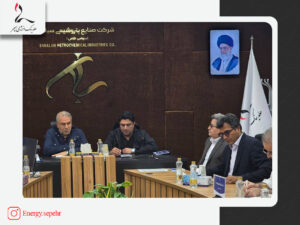 بازدید رئیس هیئت مدیره صندوق ذخیره فرهنگیان و مدیرعامل انرژی سپهر از پتروشیمی سبلان 2 سایت بازدید 2